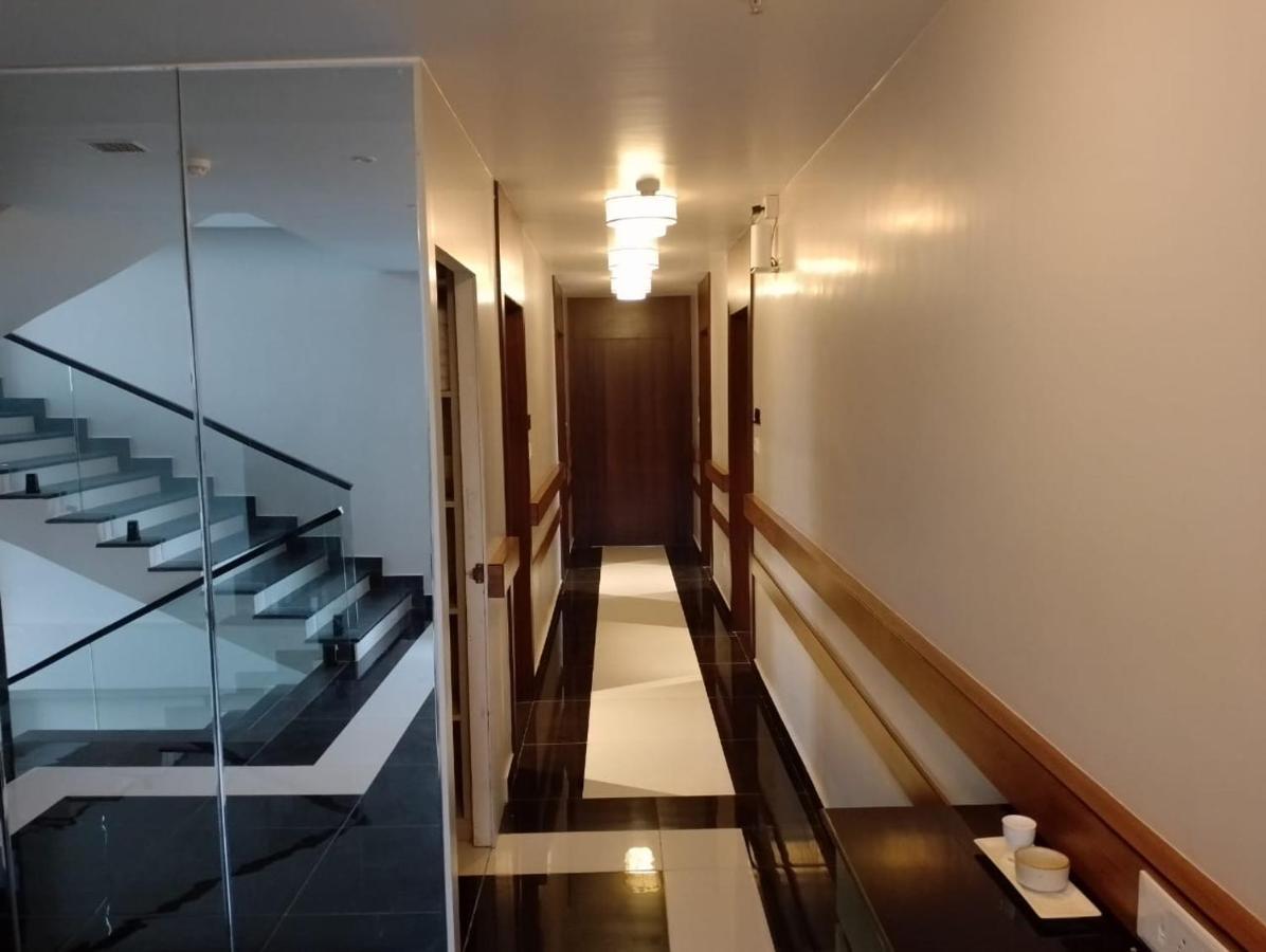 The Convoy Hotel Dibrugarh Exterior foto